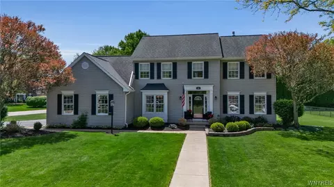 62 Burbank Dr, Orchard Park, NY 14127