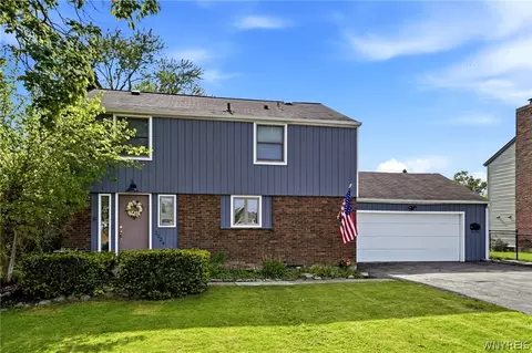 3024 Delancey Rd, Niagara Falls, NY 14305