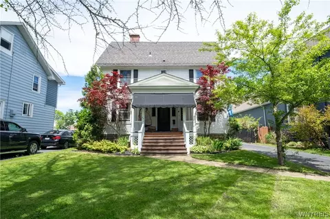 93 Long Ave, Hamburg, NY 14075
