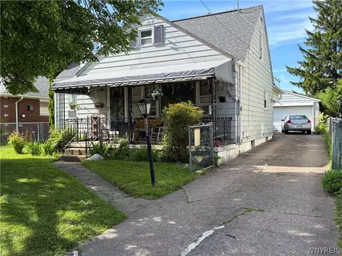 2654 North Ave, Niagara Falls, NY 14305