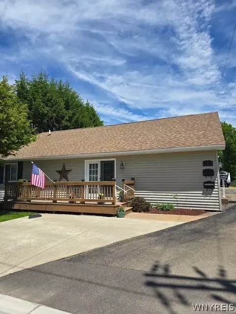 40 Maple St, Cuba, NY 14727