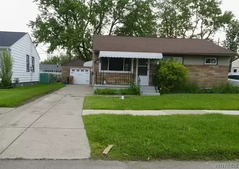 66 Alaska St, Cheektowaga, NY 14206