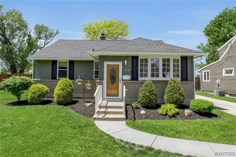426 Ashford Ave, Tonawanda, NY 14150