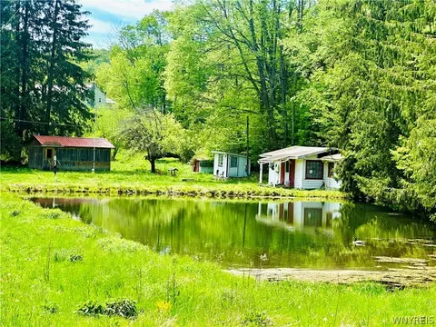 9023 State Route 21, Fremont, NY 14826