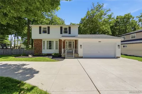 3325 Miller Rd, Niagara, NY 14304