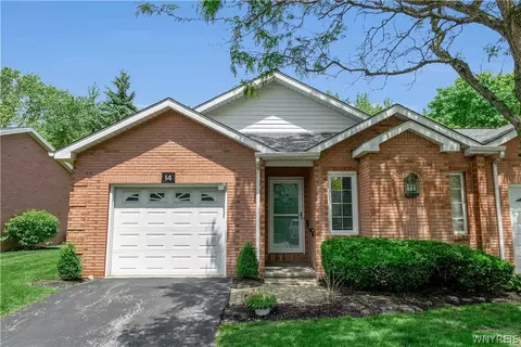 14 Woodpointe, Amherst, NY 14221