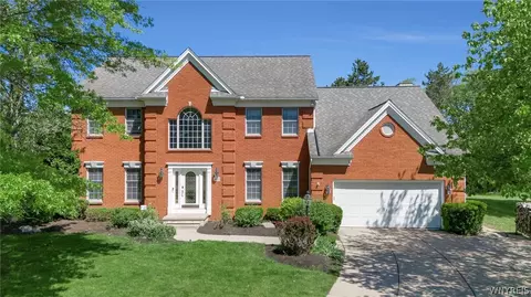 8578 The Mdws S, East Amherst, NY 14051