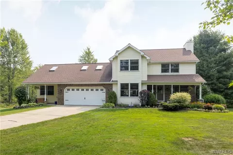 6733 Scherff Rd, Orchard Park, NY 14127