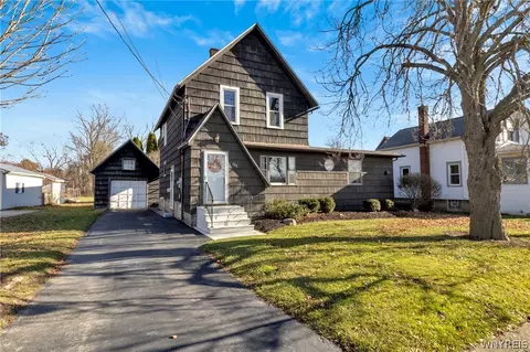 551 Wall St, North Tonawanda, NY 14120