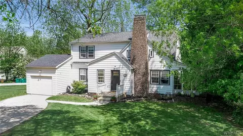 10056 Greiner Rd, Clarence, NY 14031
