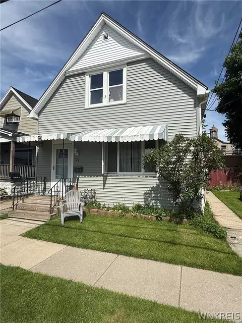 77 Weiss St, Buffalo, NY 14206