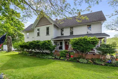 1136 Creek Rd, Attica, NY 14011