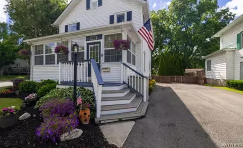 86 Church St, Victor, NY 14564