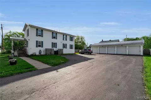 34 Foster St, Canandaigua, NY 14424