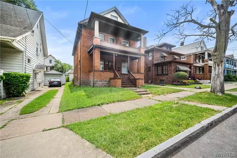 1445 Byrd Ave, Niagara Falls, NY 14303