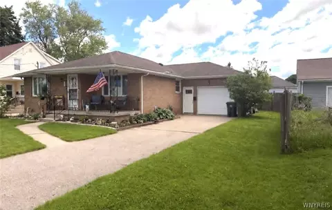 17 Warsaw St, Depew, NY 14043