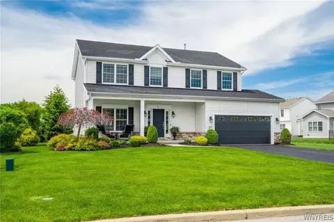 9467 Kristina Cir, Clarence Center, NY 14032