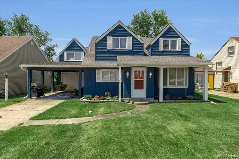 135 Gardenvale Dr, Cheektowaga, NY 14225