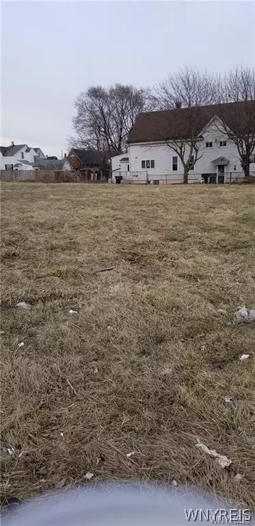 111 Metcalfe St, Buffalo, NY 14206