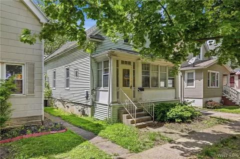 136 Humason Ave, Buffalo, NY 14211