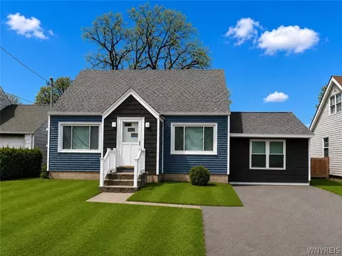 1882 Como Park Blvd, Lancaster, NY 14086