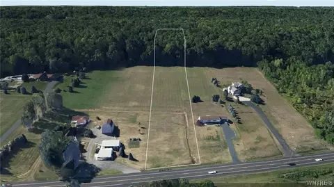 1764 Ridge Rd, Lewiston, NY 14092