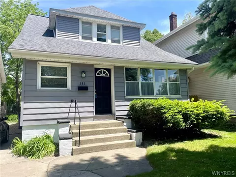 681 Mckinley Pkwy, Buffalo, NY 14220
