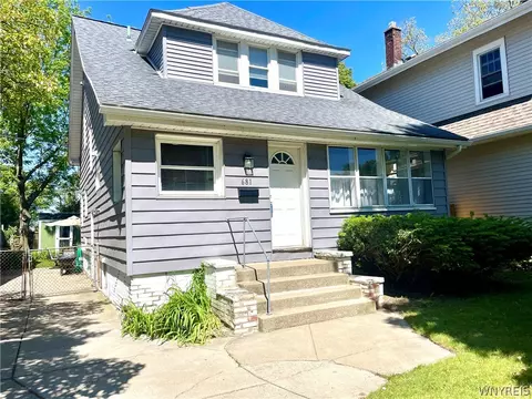 681 Mckinley Pkwy, Buffalo, NY 14220