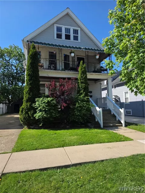 28 Wabash Ave, Kenmore, NY 14217