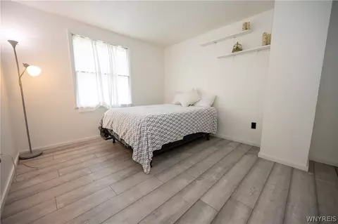Bedroom - 7125 Brandywine Dr, Evans, NY 14047 photo 3 of 6