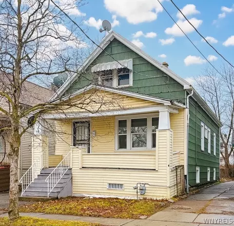 54 Blake St, Buffalo, NY 14211