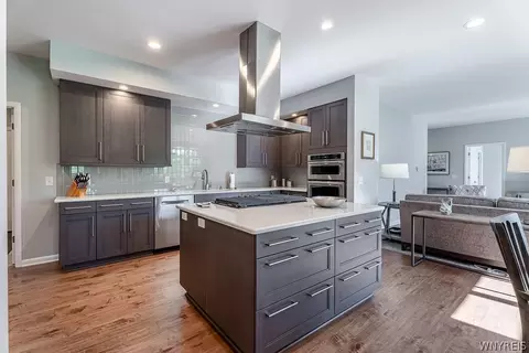 Kitchen - 5085 Willowbrook W Dr, Clarence, NY 14031 photo 2 of 7