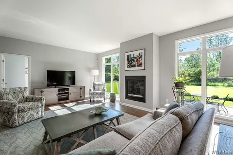 Living - 5085 Willowbrook W Dr, Clarence, NY 14031 photo 4 of 4