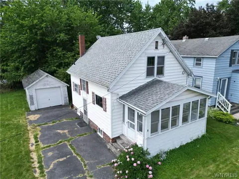 8 Denio St, Batavia, NY 14020