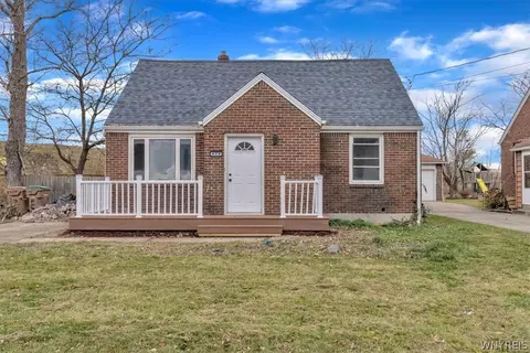 428 Beach Rd, Cheektowaga, NY 14225