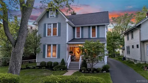 122 Pleasant Ave, Lancaster, NY 14086