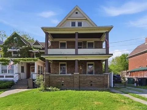 1427 Fort Ave, Niagara Falls, NY 14303