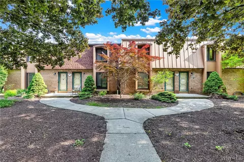 631 Skinnersville Rd #F, Amherst, NY 14228