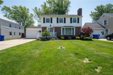 4657 Mount Vernon Blvd, Hamburg, NY 14075