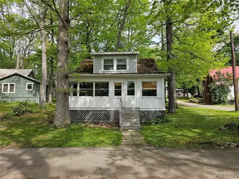 3929 Janes Ave, Castile, NY 14549