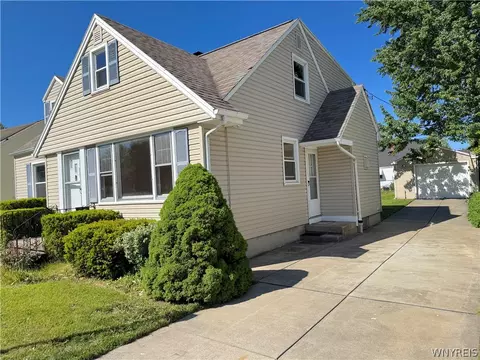 318 Forbes Ave, Tonawanda, NY 14150