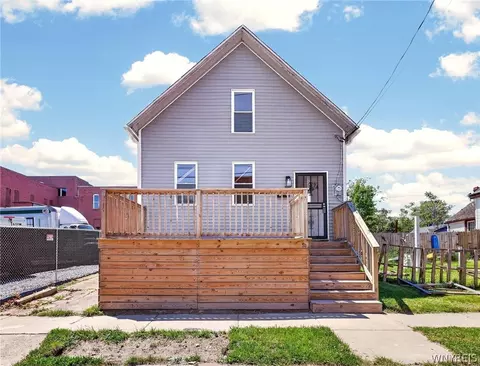 30 Coit St, Buffalo, NY 14206