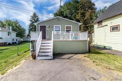 17 David Ave, Cheektowaga, NY 14225