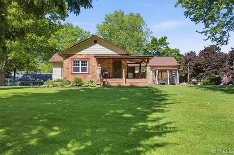 67 East Ave, Springville, NY 14141