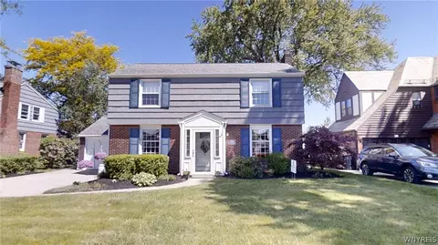 151 Grimsby Rd W, Buffalo, NY 14223