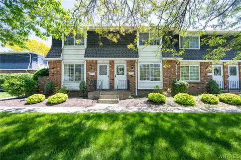 150 S Union Rd #113, Amherst, NY 14221