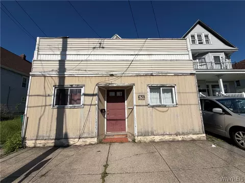 638 Hopkins St, Buffalo, NY 14220