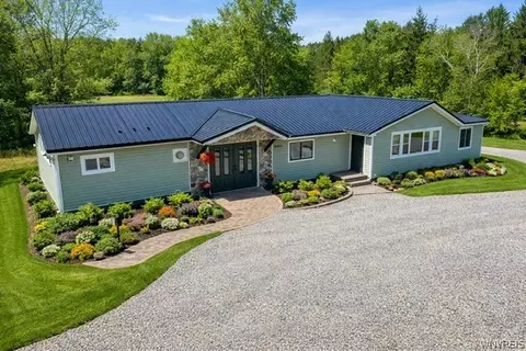 8064 State Rd, Colden, NY 14033