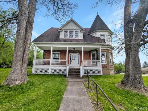 7334 Campus Hts, Houghton, NY 14744