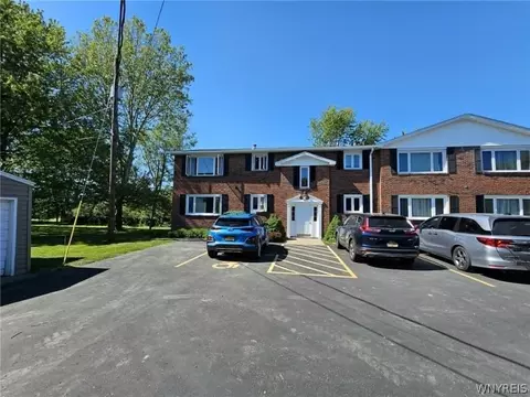 1050 Reserve Rd #3, West Seneca, NY 14224